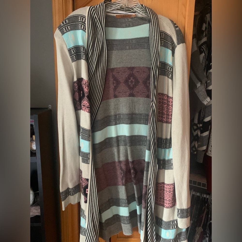 Patterned cardigan
